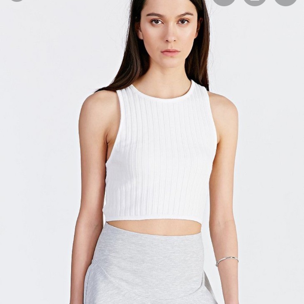 Ribbed Tank